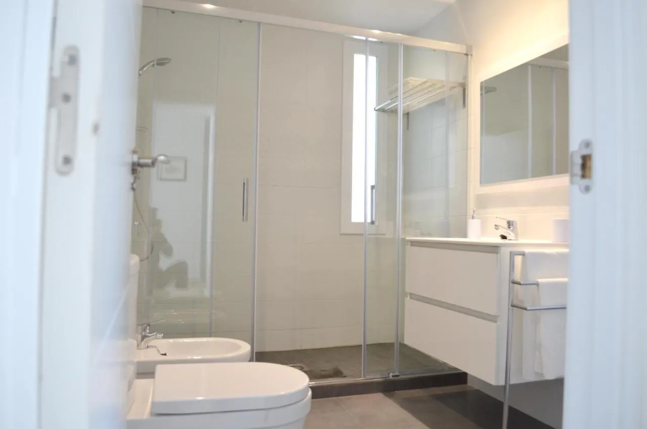 Spacious Tarragona Apartment with Pool