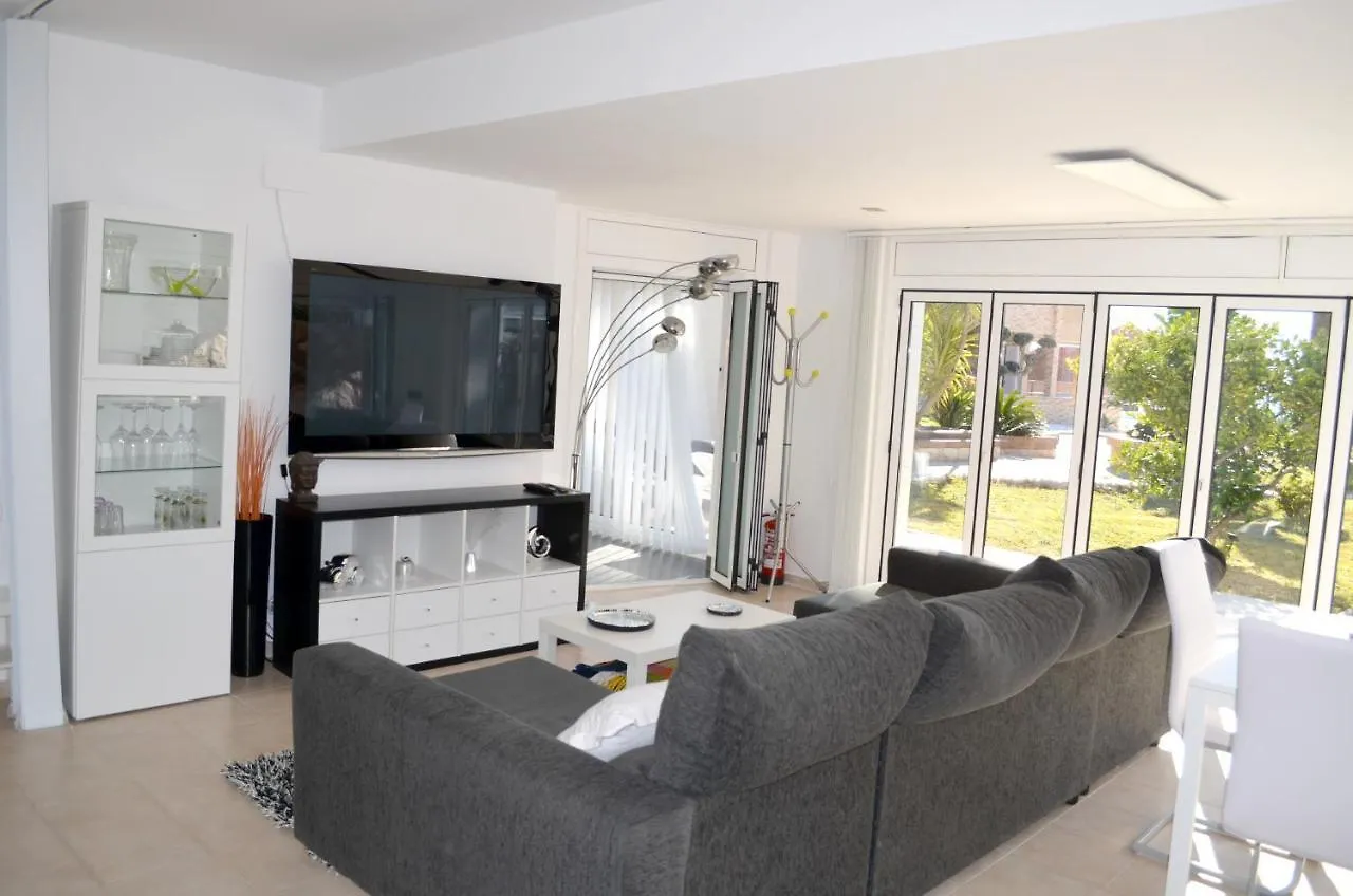 Spacious Tarragona Apartment with Pool 0*,  Spain