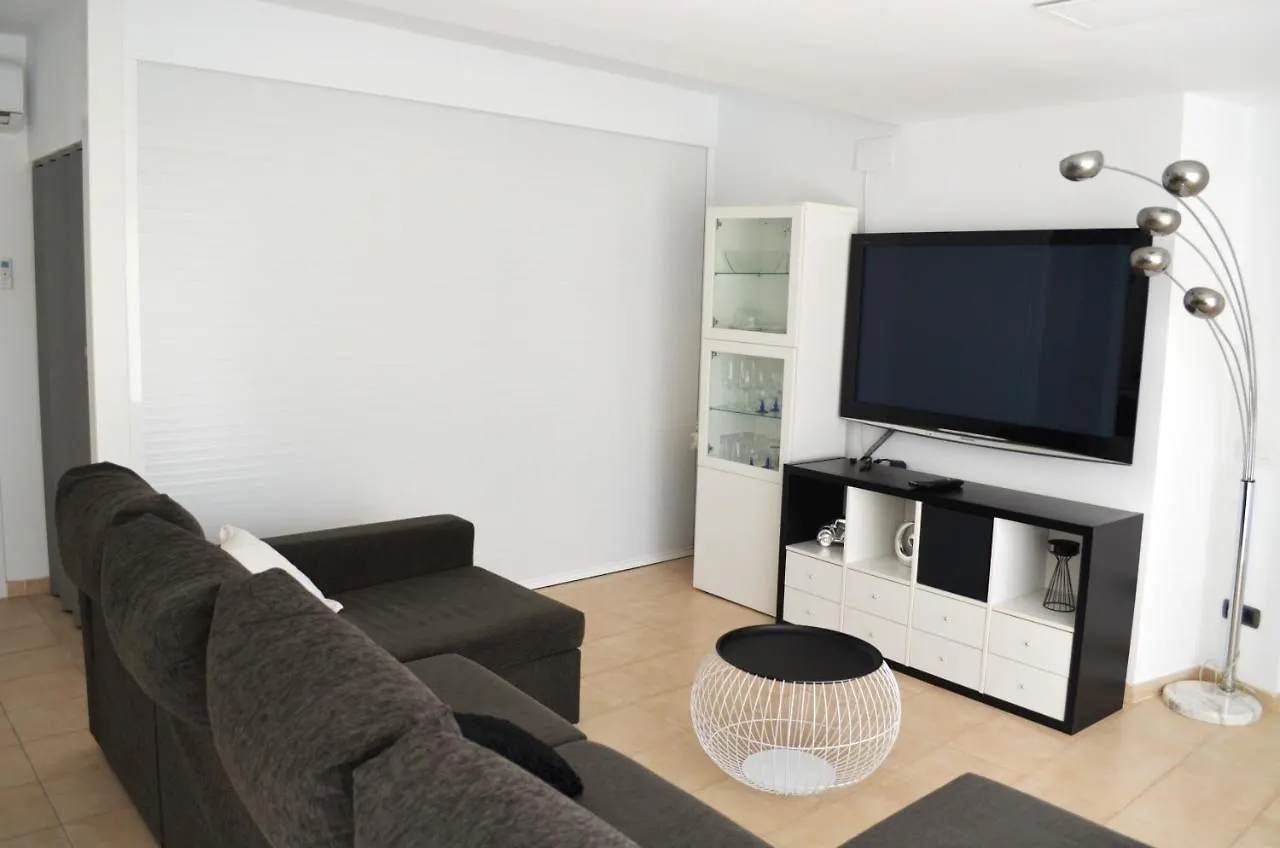 Spacious Tarragona Apartment with Pool Spain